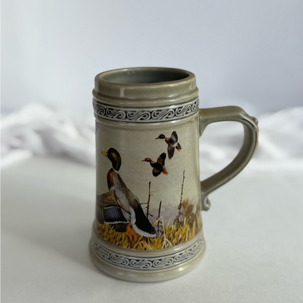 CUI INC Vintage Duck Design Ceramic Mug